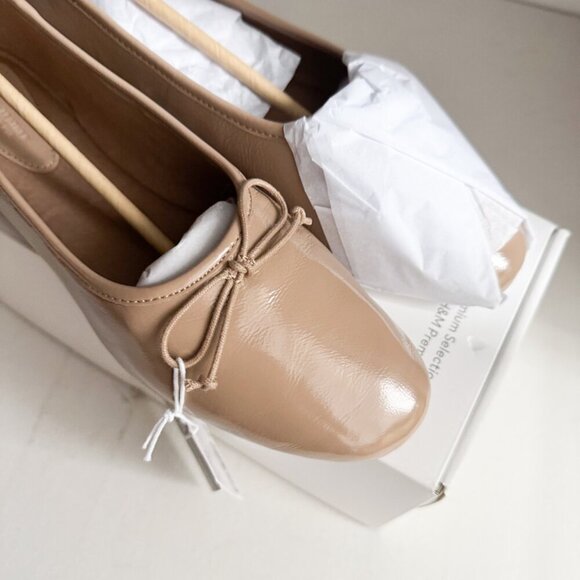 H & M Premium Selection Nude Beige Ballet Leather Flats 11 - Picture 3 of 7